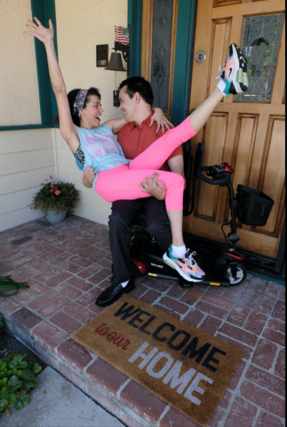 Andrew Justvig and Brandi Robinson- The Anxiety of Laughing. Photo by J Luis Navarro 